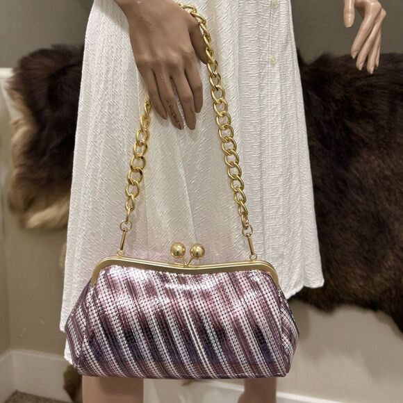 Sequin Embossed Genuine Leather Kisslock Baguette Bag/Shoulder Bag/Crossbody - Picture 5 of 15